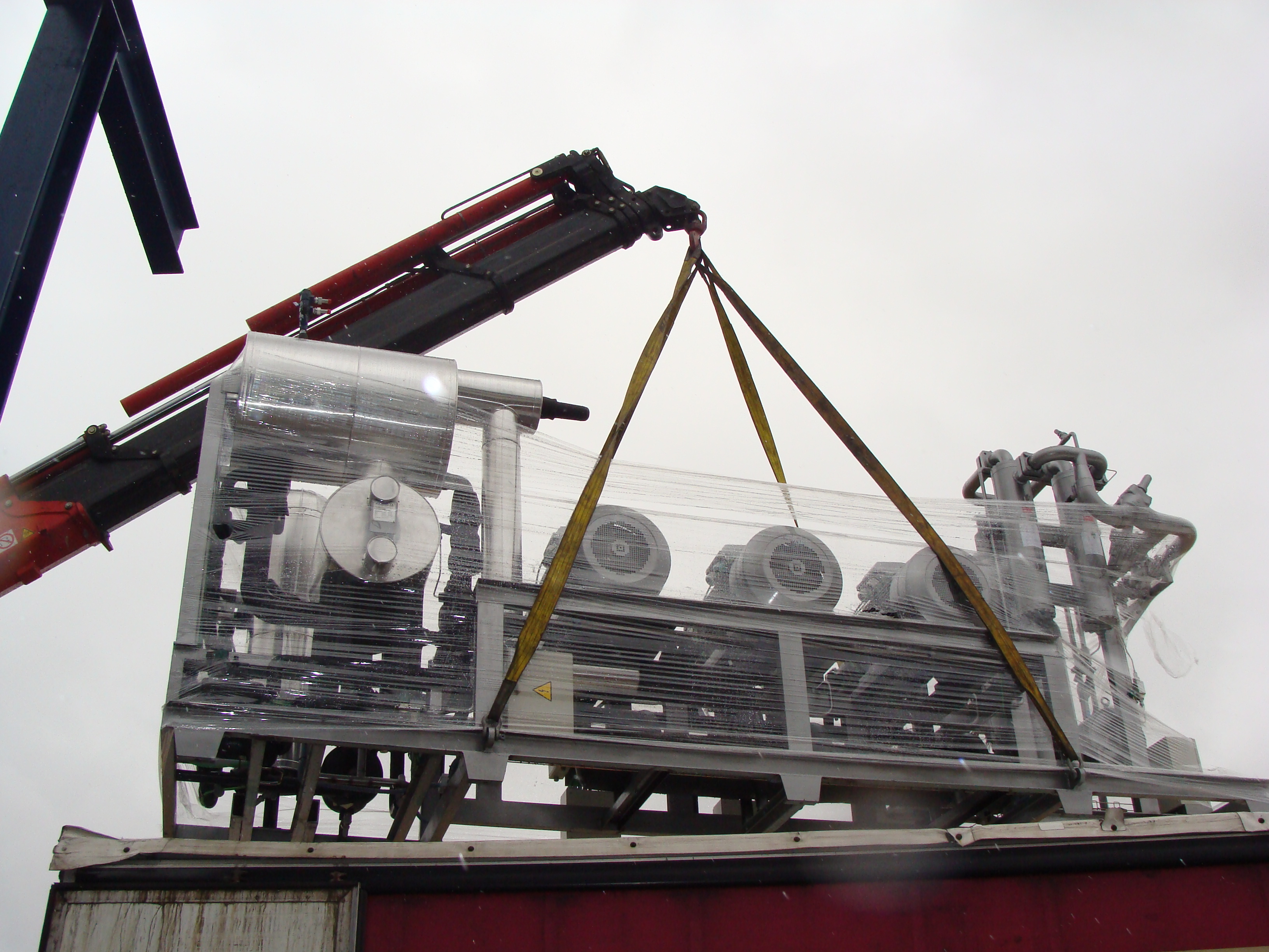 Descarga y ubicación de equipos de refrigeración industrial